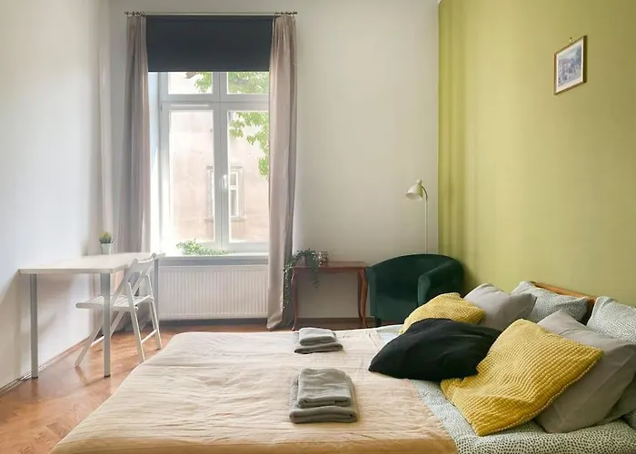 Large 89M2 Apartment, 3 Bedrooms And 2 Bathrooms