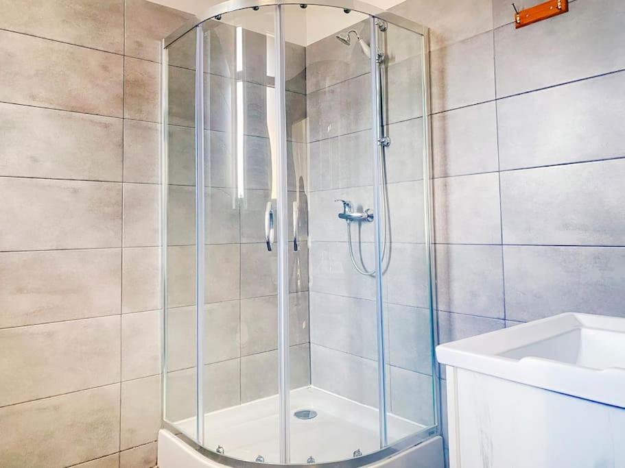Apartment Large 89m2 Apartment, 3 Bedrooms And 2 Bathrooms