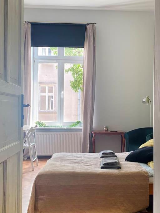 Apartment Large 89m2 Apartment, 3 Bedrooms And 2 Bathrooms Krakau